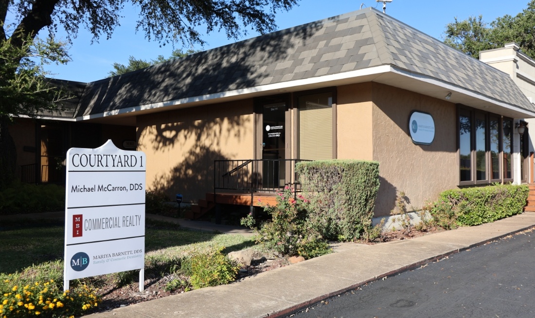 Outside view of Dallas Texas dental office building