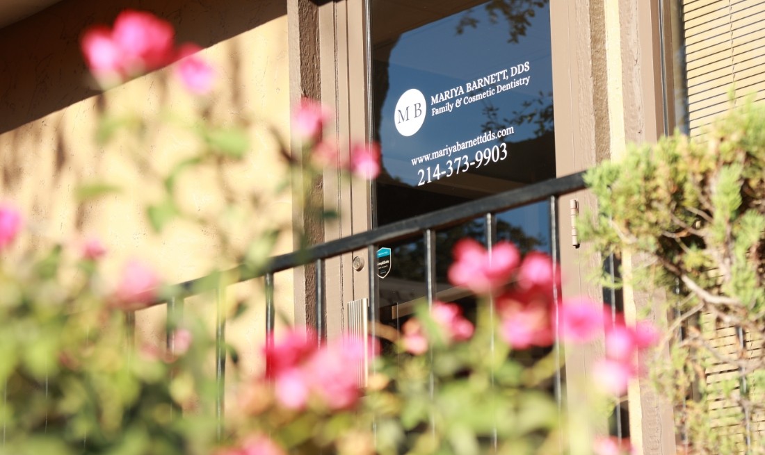 Front door of Dallas Texas dental office building